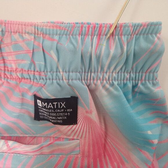 Matix L Performance Hybrid Shorts - Picture 16 of 16